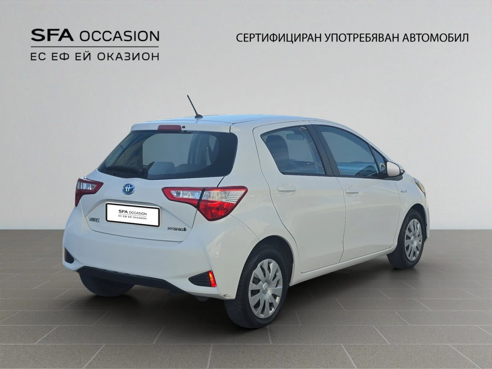 Toyota Yaris HYBRID 1.5E / 75HP EAT E6//2001R07 | Mobile.bg � ����������� 5