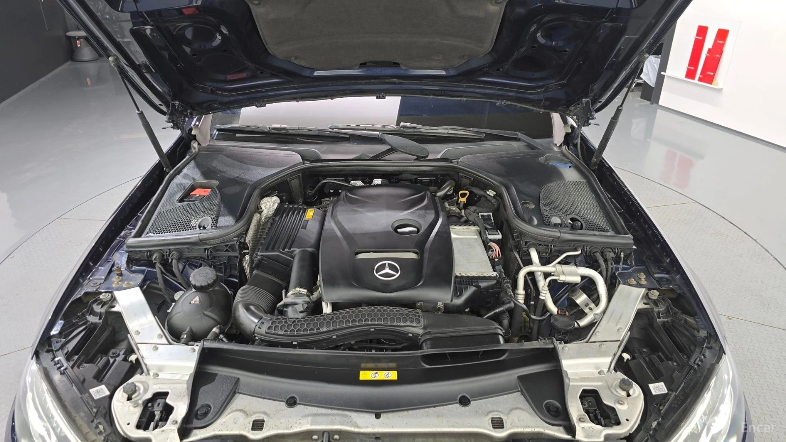 Mercedes-Benz E 300 AVANGARDE, снимка 6 - Автомобили и джипове - 56654502