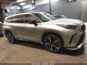 Toyota Highlander * XSE * CELESTIAL SILVER * (CARFAX) | Mobile.bg    4