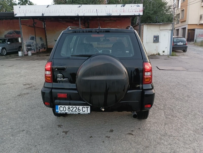 Toyota Rav4 D4D, снимка 11 - Автомобили и джипове - 46766593