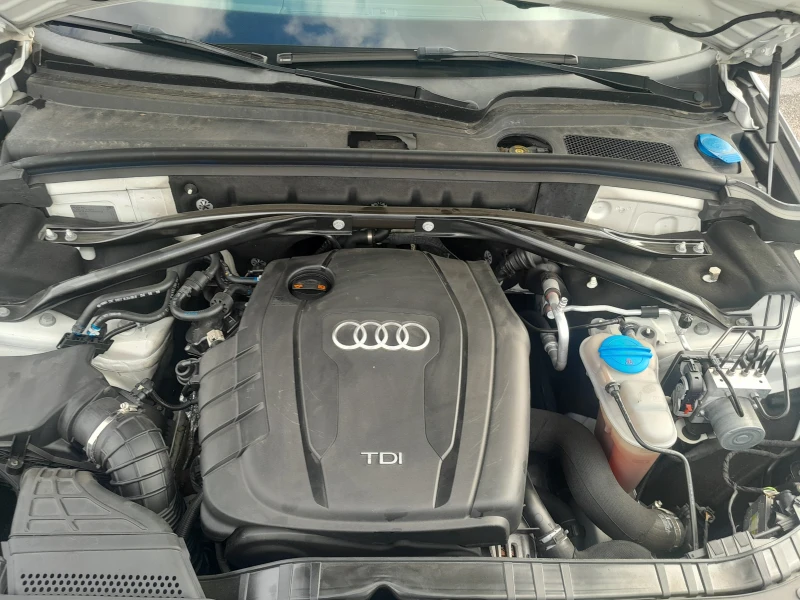 Audi Q5 2.0 tdi, снимка 13 - Автомобили и джипове - 47406640