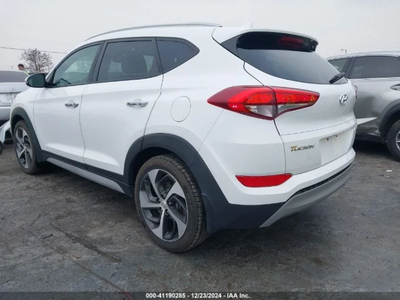 Hyundai Tucson, снимка 4 - Автомобили и джипове - 48720712