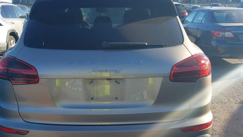 Porsche Cayenne S, снимка 8 - Автомобили и джипове - 52656959