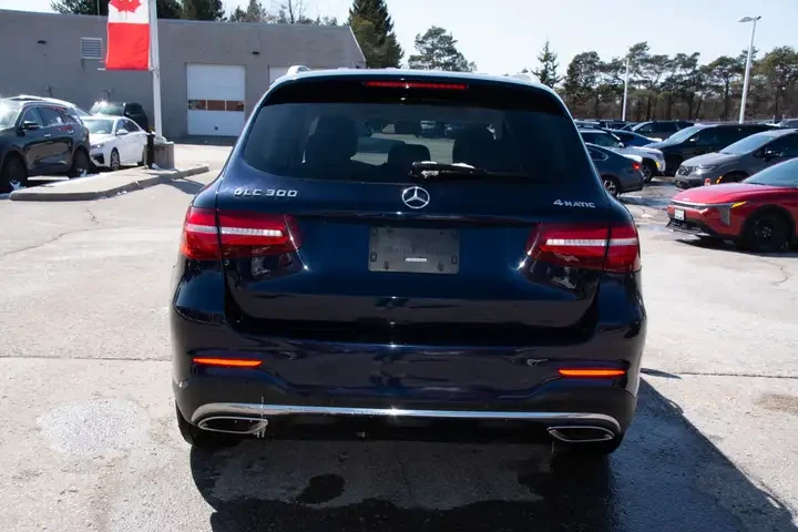 Mercedes-Benz GLC 300 BURMESTER| LANE ASSIST| ПАМЕТ| ПАНОРАМА, снимка 5 - Автомобили и джипове - 54356879