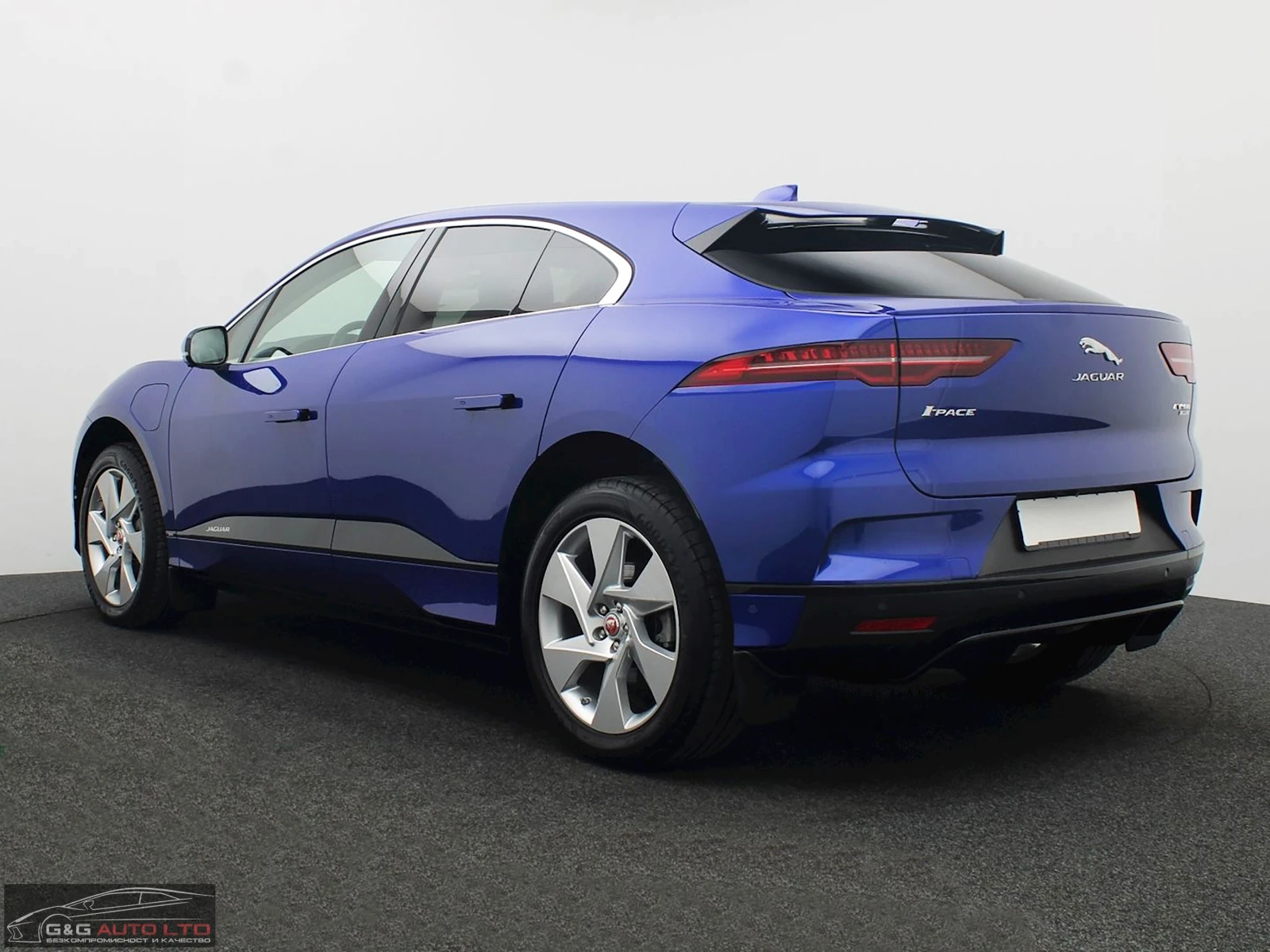 Jaguar I-Pace EV400 SE/400HP/ACC/HEAD-UP/360/NAVI/402 - изображение 2