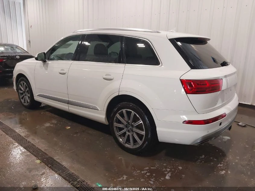 Audi Q7 3.0L V-6 DI, DOHC, VVT, SUPERCHARGER, 333HP All Wh - изображение 9