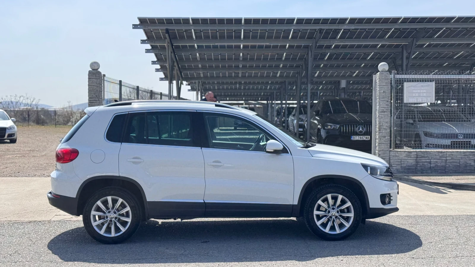 VW Tiguan 2.0TDI 150кс 4MOTION * 127хил.км* ПЕРФЕКТЕН* , снимка 6 - Автомобили и джипове - 53285122