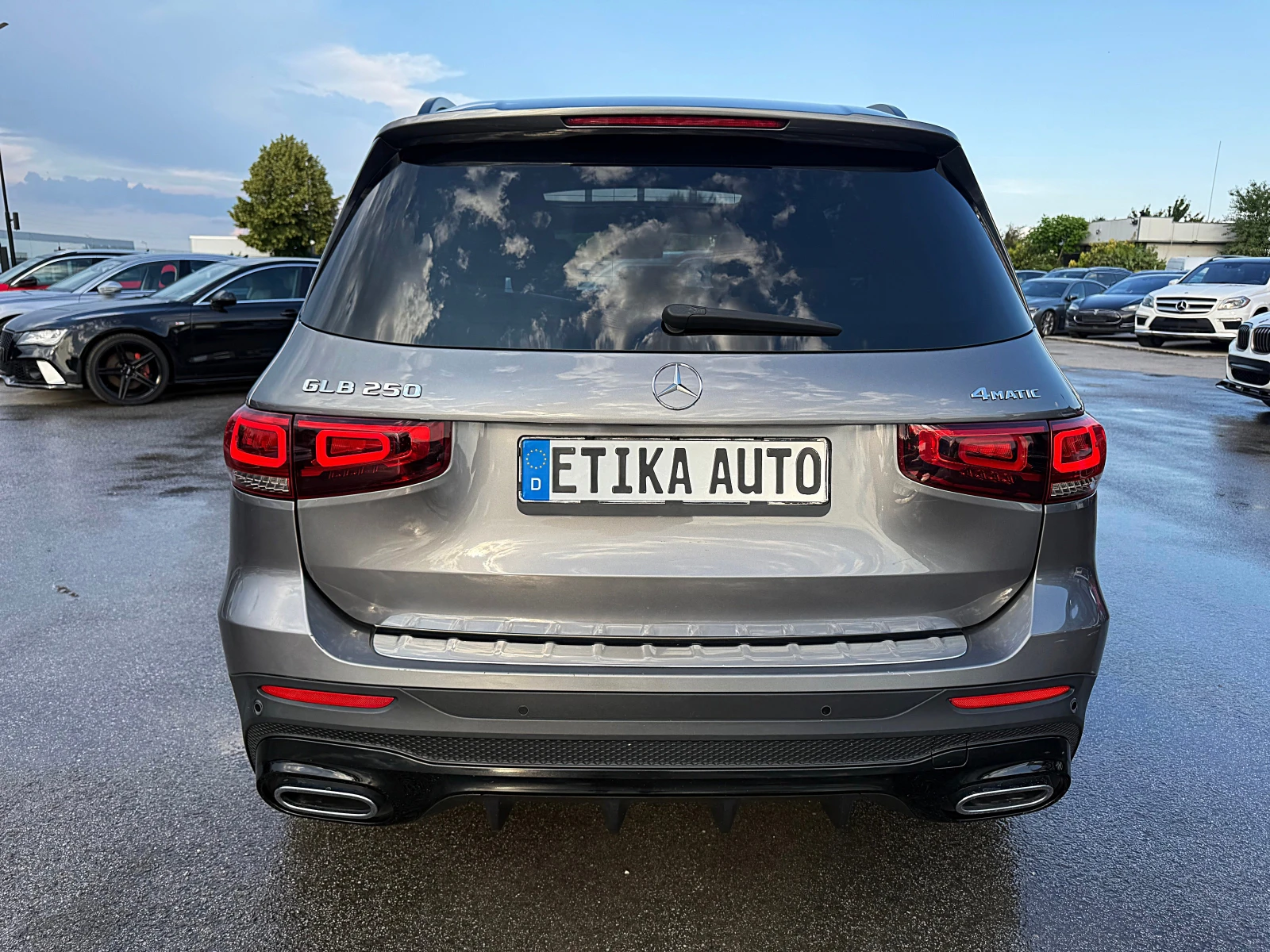 Mercedes-Benz GLB 250 AMG-4x4-DISTRONIK-BURMESTER-360KAMERI-PANORAMA-FUL, снимка 5 - Автомобили и джипове - 54826453