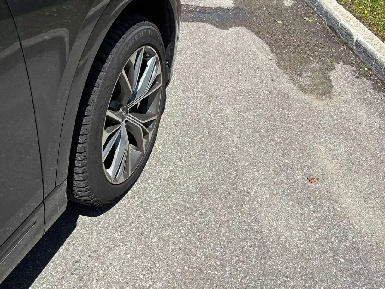 Audi Q8 * Technik * CARFAX * ЦЕНА ДО БГ, снимка 14 - Автомобили и джипове - 55050127