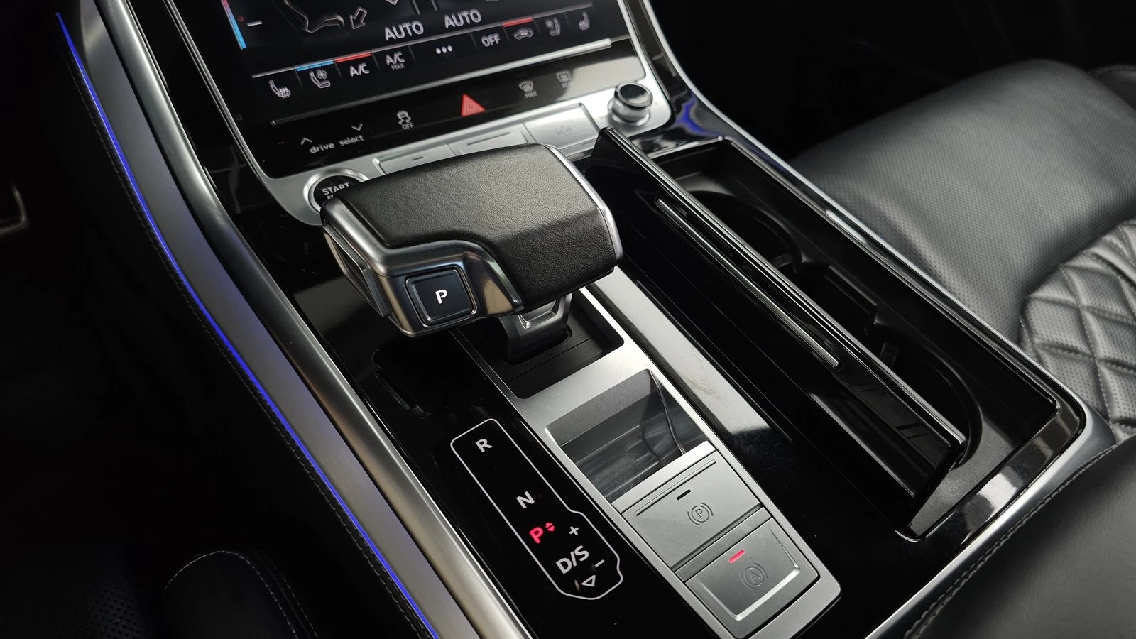 Audi Q8 55 TFSI quattro* ���* �����* HUD* 360* ������ ���� | Mobile.bg � ����������� 9