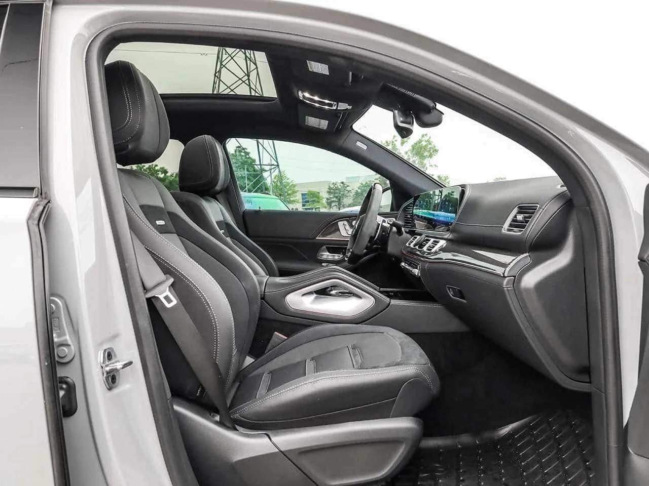 Mercedes-Benz GLE 63 AMG  S | Night Package | AMG Carbon Trim , снимка 15 - Автомобили и джипове - 55386239