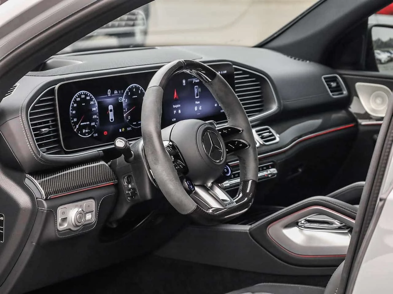 Mercedes-Benz GLE 63 AMG  S | Night Package | AMG Carbon Trim , снимка 13 - Автомобили и джипове - 55386239