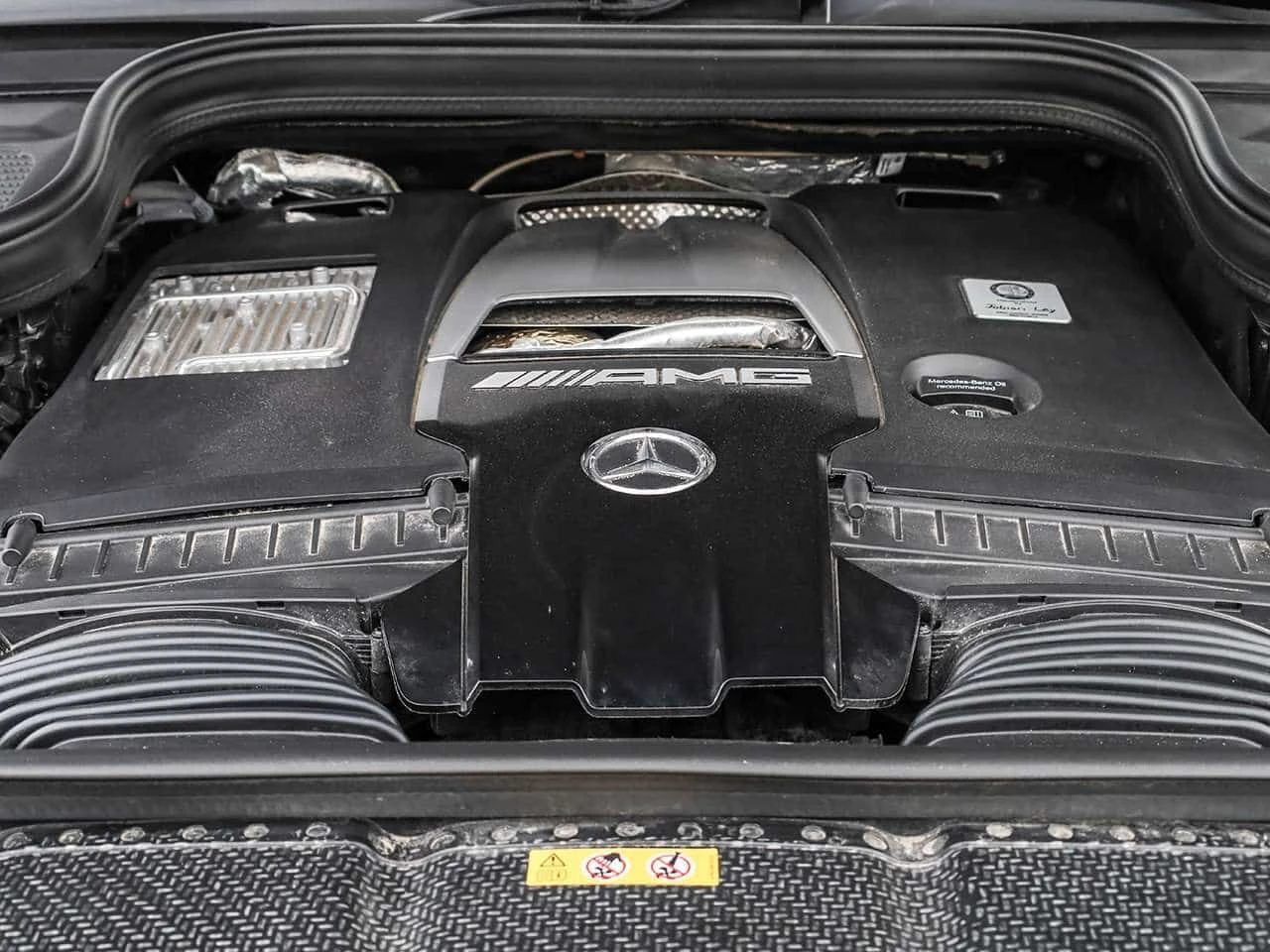 Mercedes-Benz GLE 63 AMG  S | Night Package | AMG Carbon Trim , снимка 11 - Автомобили и джипове - 55386239