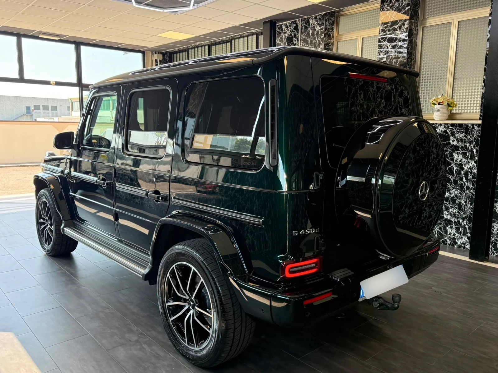 Mercedes-Benz G 450 d Mild hybrid S.W. AMG Line, снимка 6 - Автомобили и джипове - 55665527