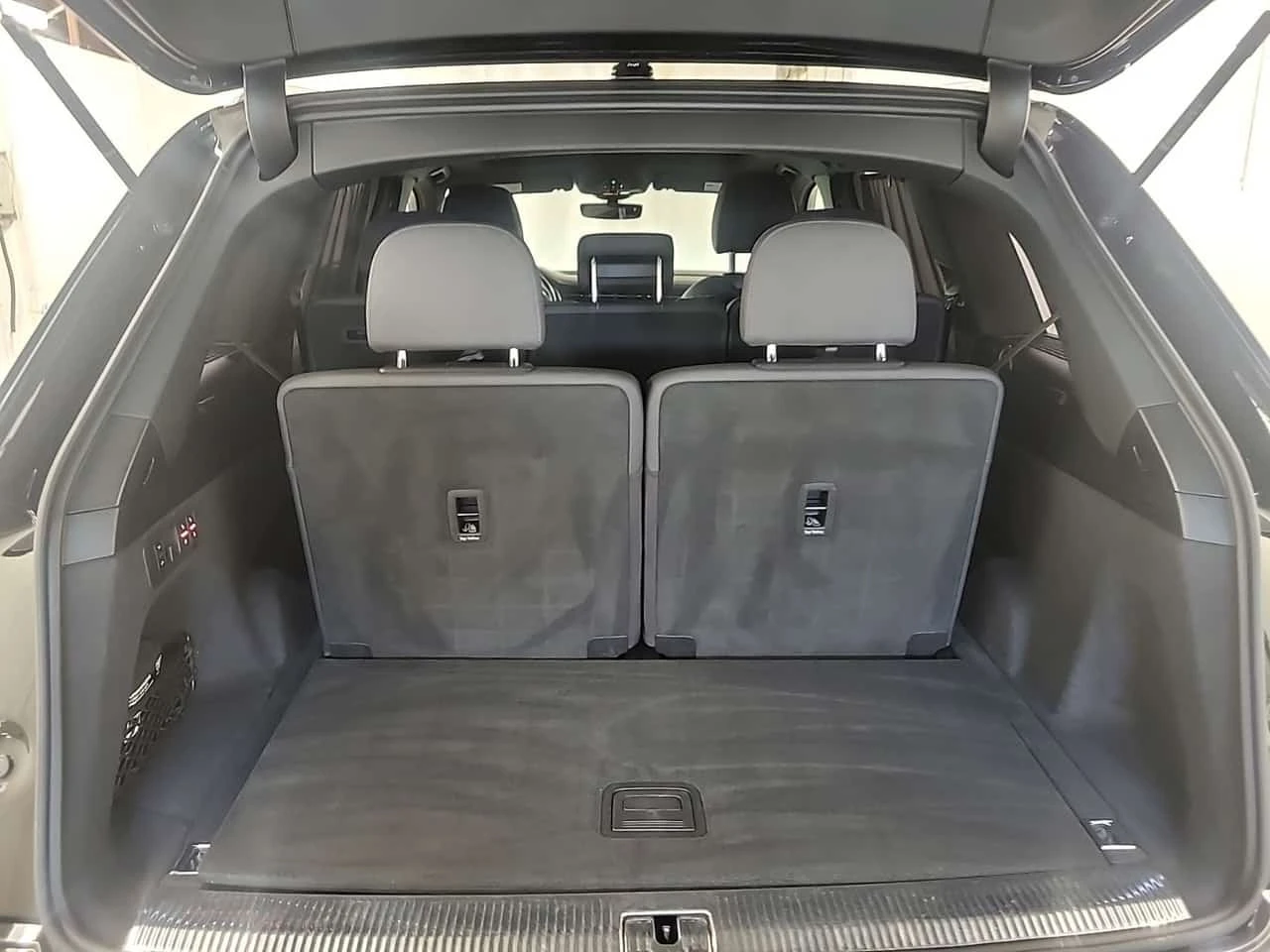 Audi Q7 TECHNIK  CARFAX, снимка 14 - Автомобили и джипове - 56233926