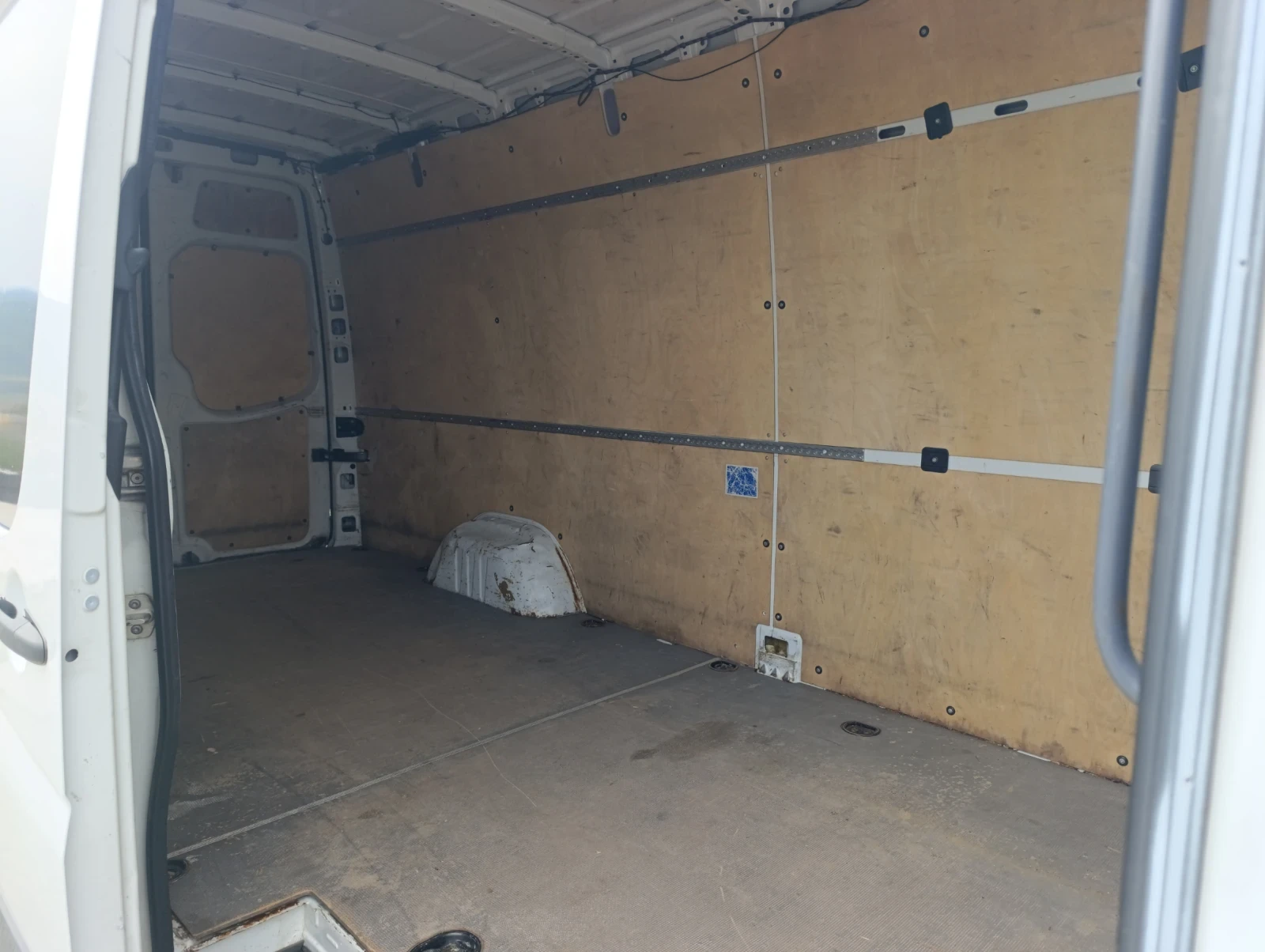 Mercedes-Benz Sprinter 313 2.2CDI - изображение 9