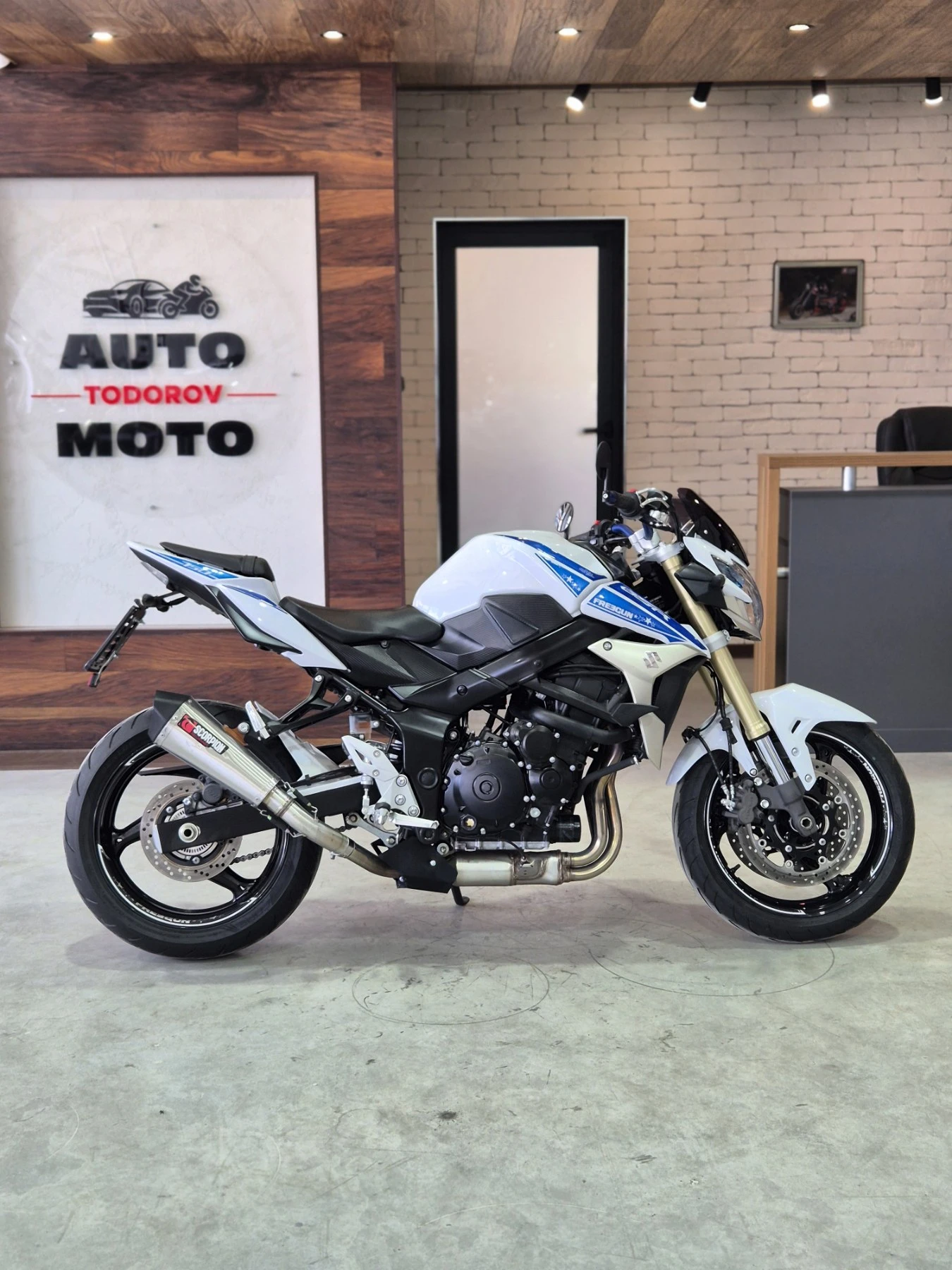 Suzuki Gsr 750 ABS!!! Нов внос ШВЕЙЦАРИЯ!, снимка 8 - Мотоциклети и мототехника - 55013402