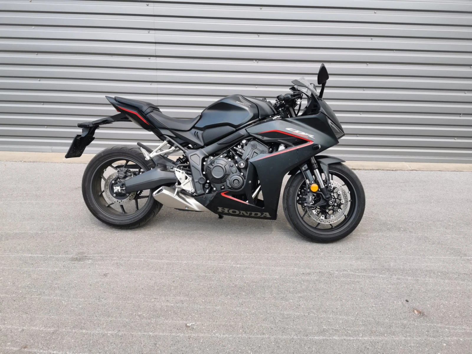 Honda Cbr 650R, снимка 6 - Мотоциклети и мототехника - 55573838