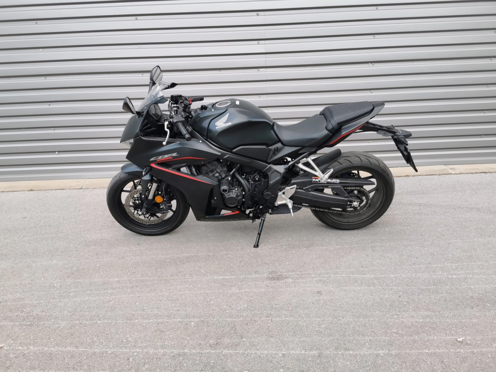 Honda Cbr 650R, снимка 2 - Мотоциклети и мототехника - 55573838