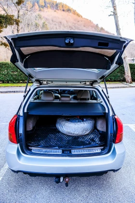 Subaru Outback 3.0 H6 LPG, снимка 16
