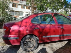 Renault Megane, снимка 4