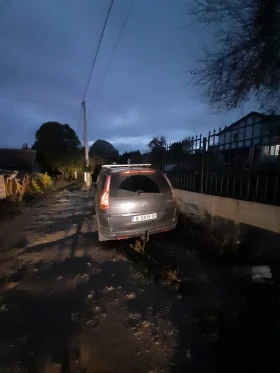Citroen Grand C4 Picasso, снимка 8