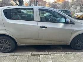 Chevrolet Aveo 1.2 60000км, снимка 8