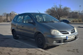  Nissan Almera tino