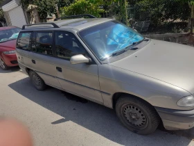 Opel Astra ф - 900 € / 1760.25 лв. - 98545993 3