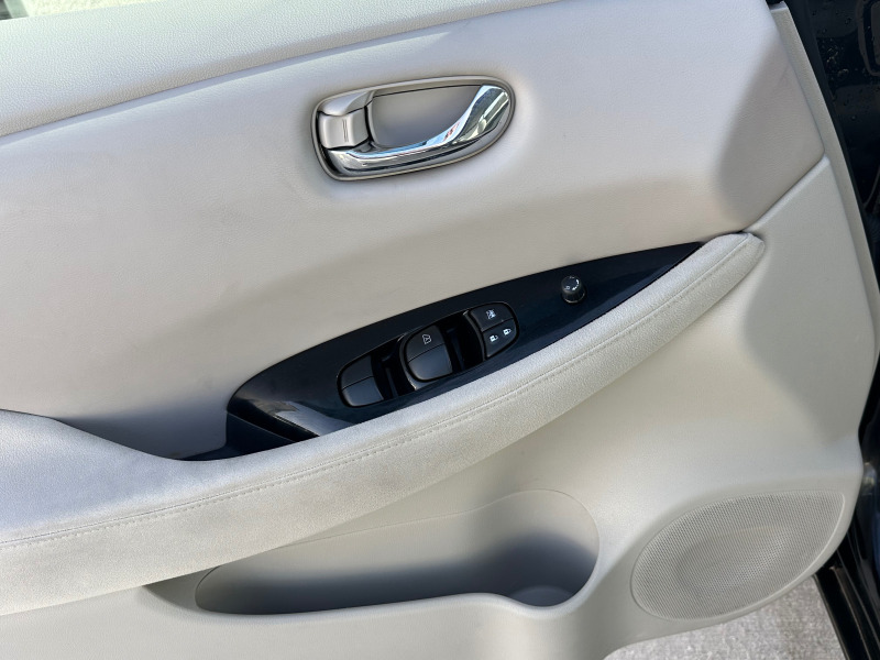 Nissan Leaf  2014г* , снимка 9 - Автомобили и джипове - 45856870