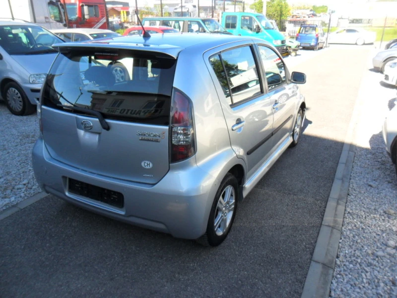 Daihatsu Sirion S 4X4, снимка 6 - Автомобили и джипове - 45695738