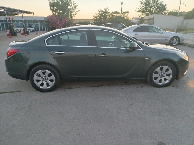 Opel Insignia 2.0 CDTI COSMO, снимка 4 - Автомобили и джипове - 47332659