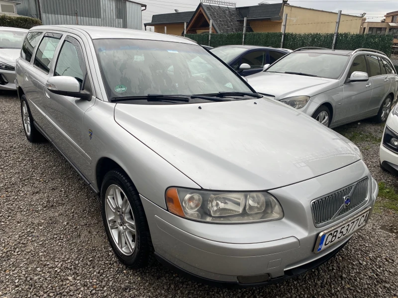 Volvo V70 2.4 бензин/ метан, снимка 3 - Автомобили и джипове - 47333914