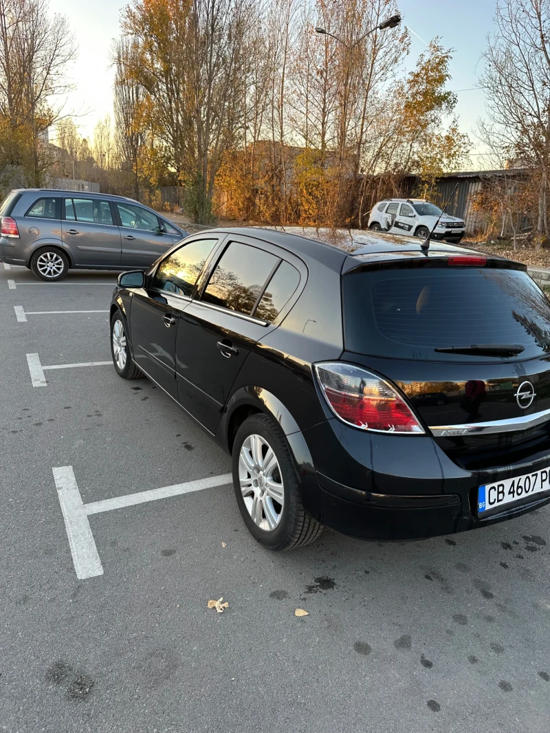 Opel Astra, снимка 10 - Автомобили и джипове - 47896067