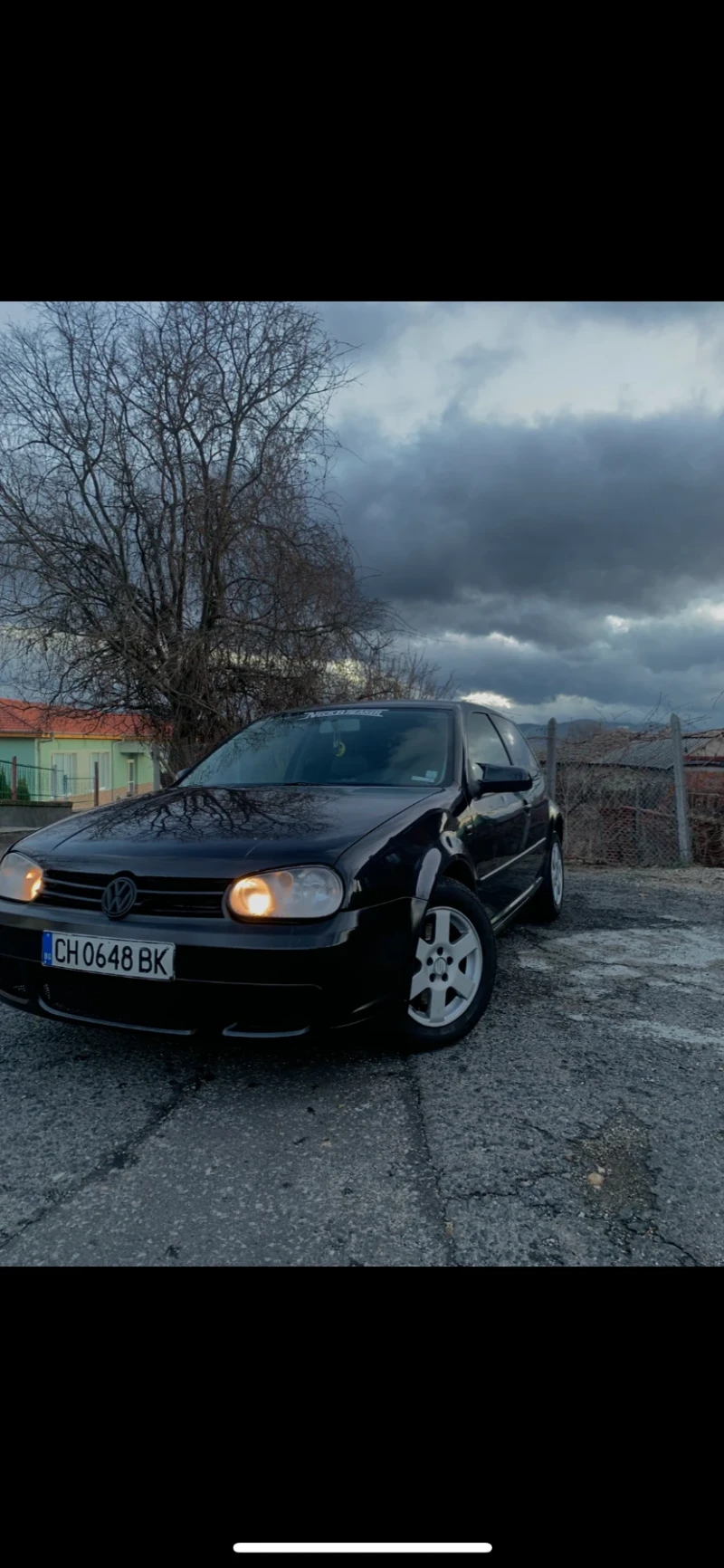 VW Golf, снимка 1 - Автомобили и джипове - 48576596