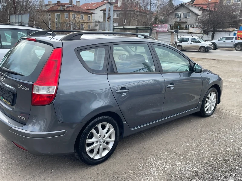 Hyundai I30 1.6 -CRDI, снимка 5 - Автомобили и джипове - 48879938