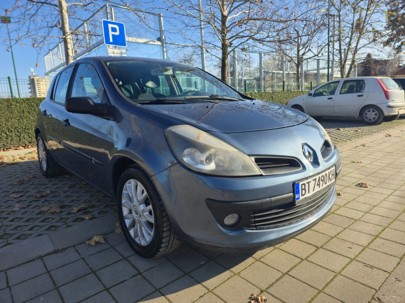 Renault Clio 1.6 Automatik, снимка 3 - Автомобили и джипове - 52806799