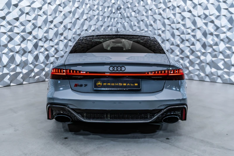 Audi Rs7 Quattro* Carbon* Pano* B&O, снимка 5 - Автомобили и джипове - 53094677
