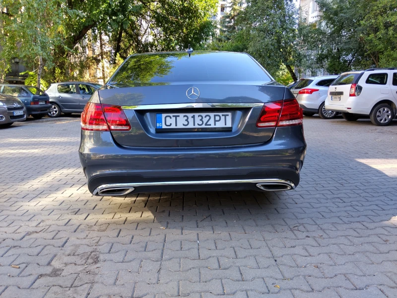Mercedes-Benz E 200, снимка 15 - Автомобили и джипове - 53146395
