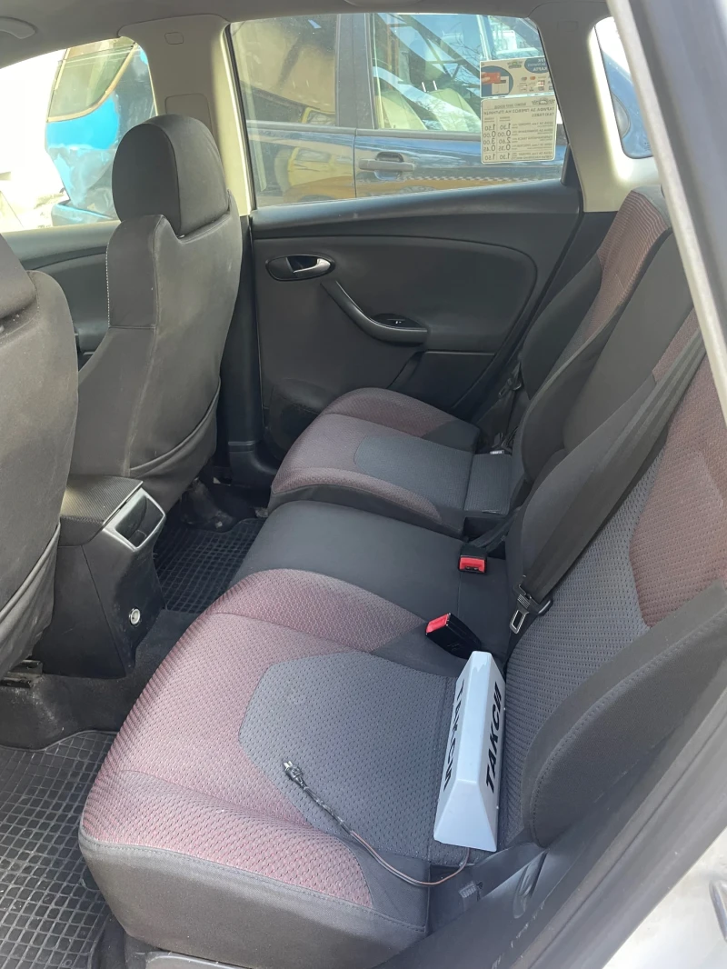 Seat Altea Altea XL 1.6 газ/бенз, снимка 2 - Автомобили и джипове - 53474274