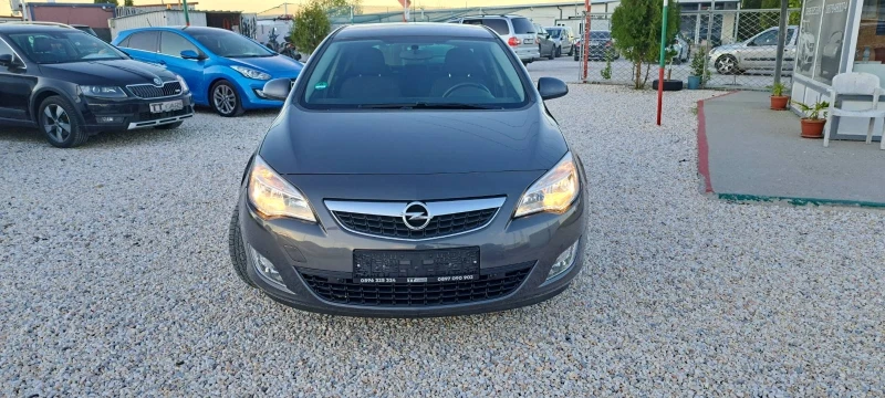 Opel Astra 1.4i 140кс 6скорости 136000км - 9199 лв. / 4703.37 € - 46176361 1