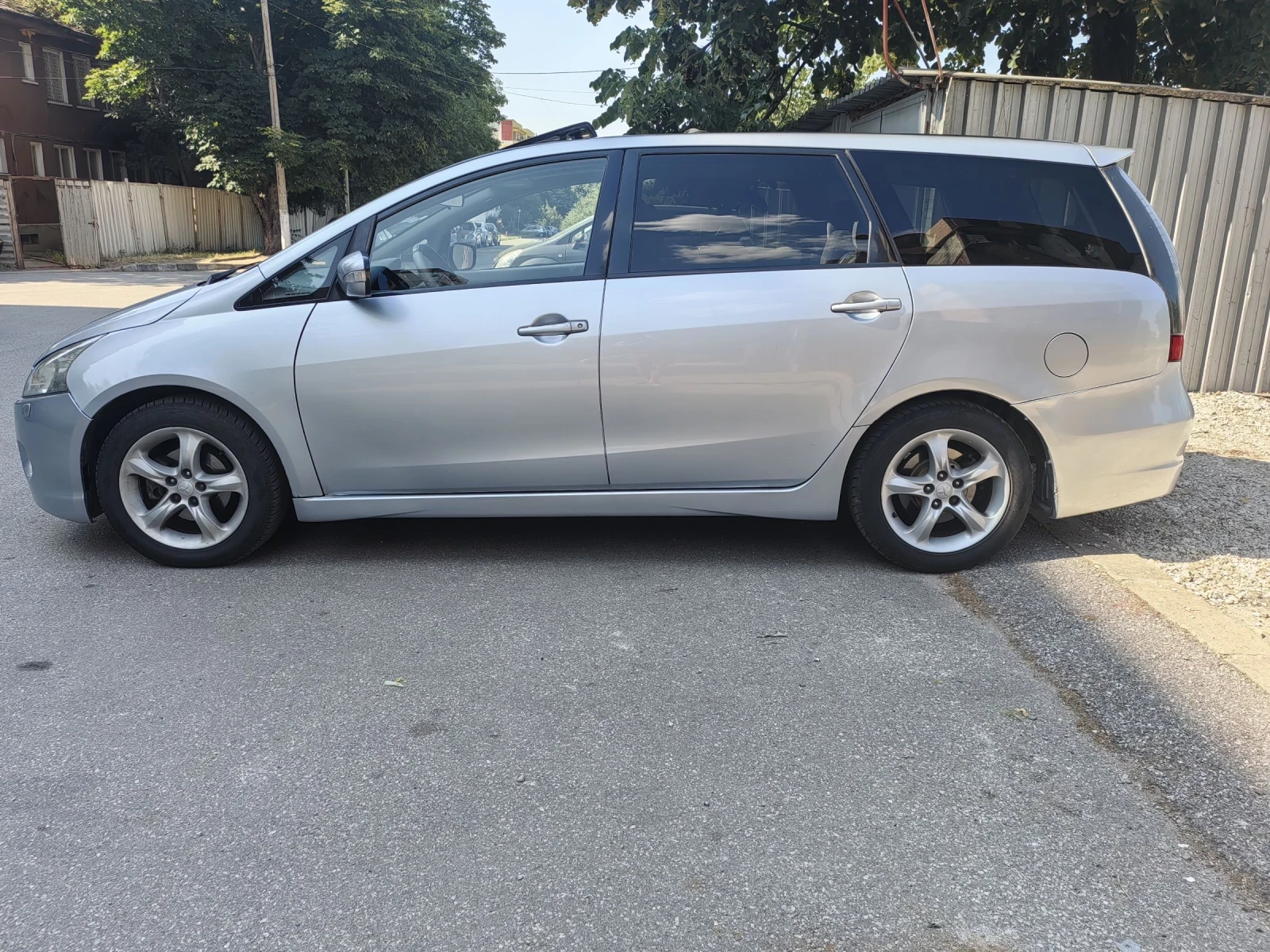Mitsubishi Grandis 2, 0 DiD - изображение 7