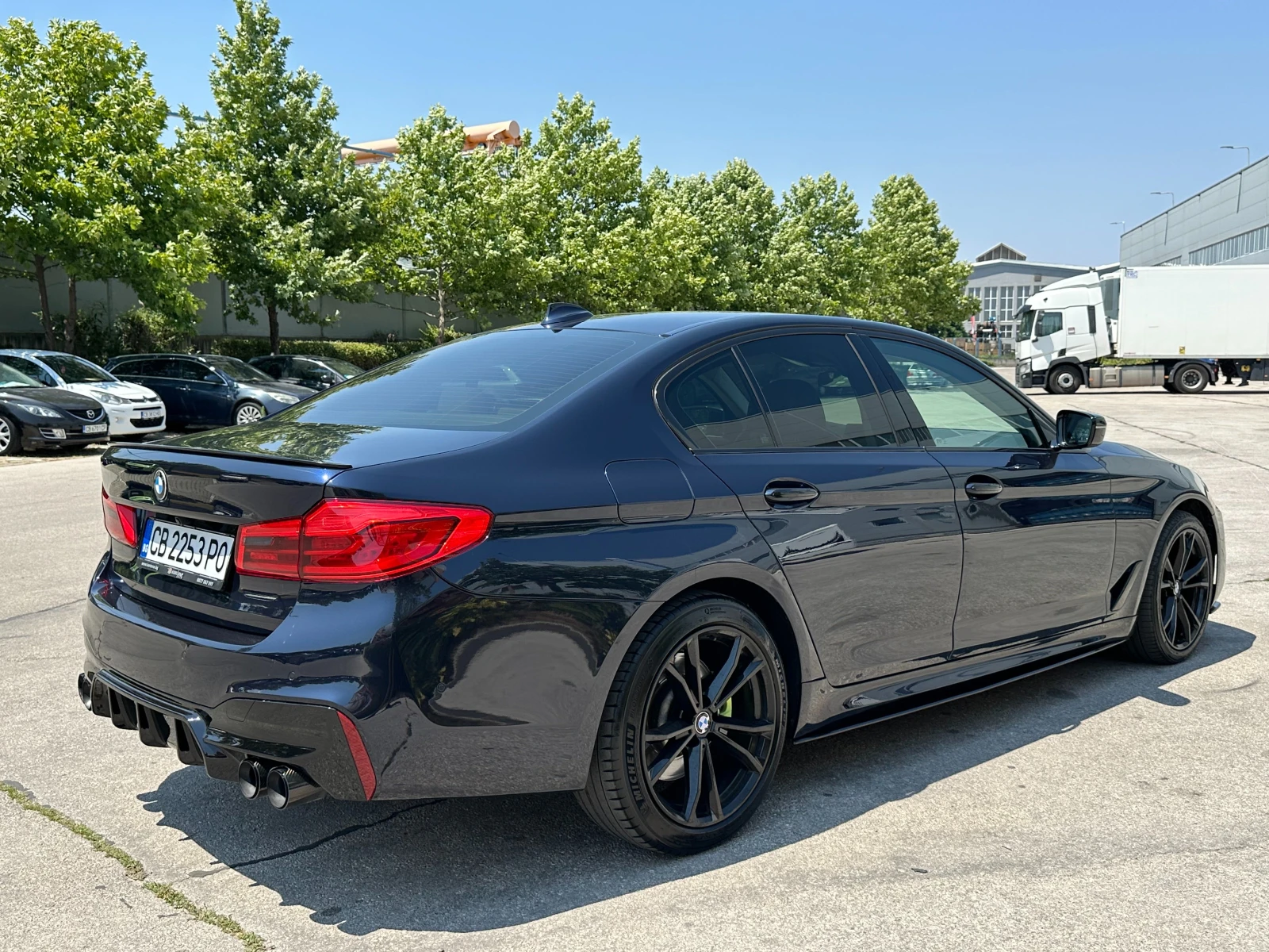 BMW 530 D X-drive M-pack - изображение 4