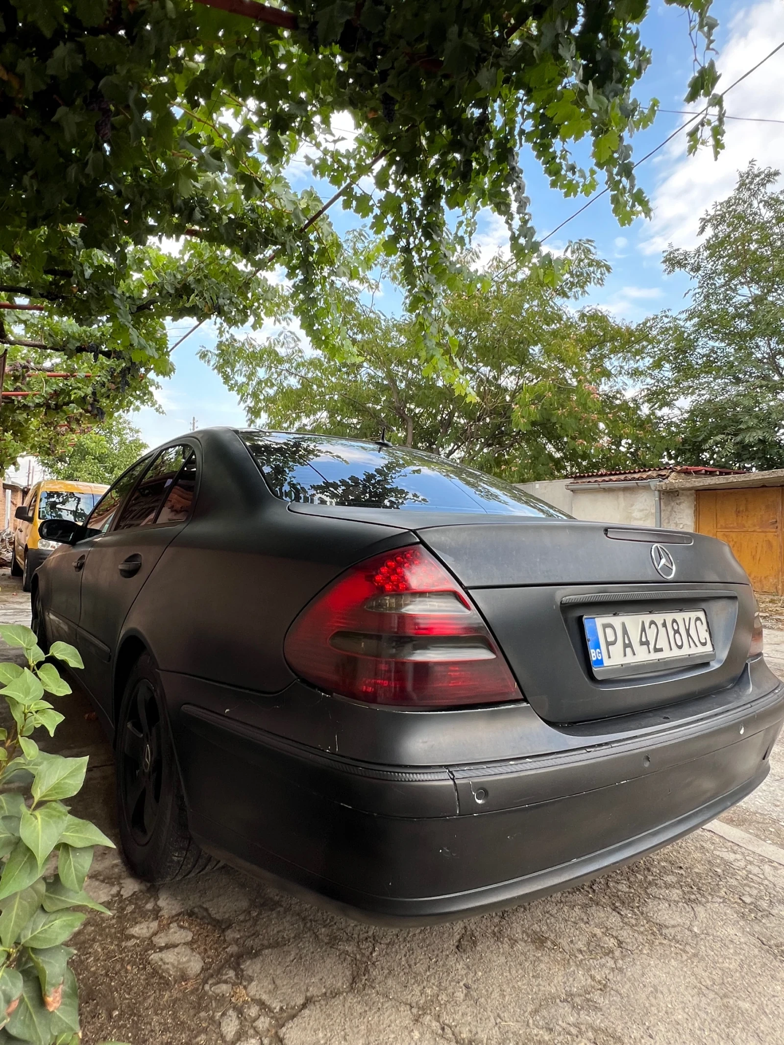 Mercedes-Benz E 270  - изображение 4