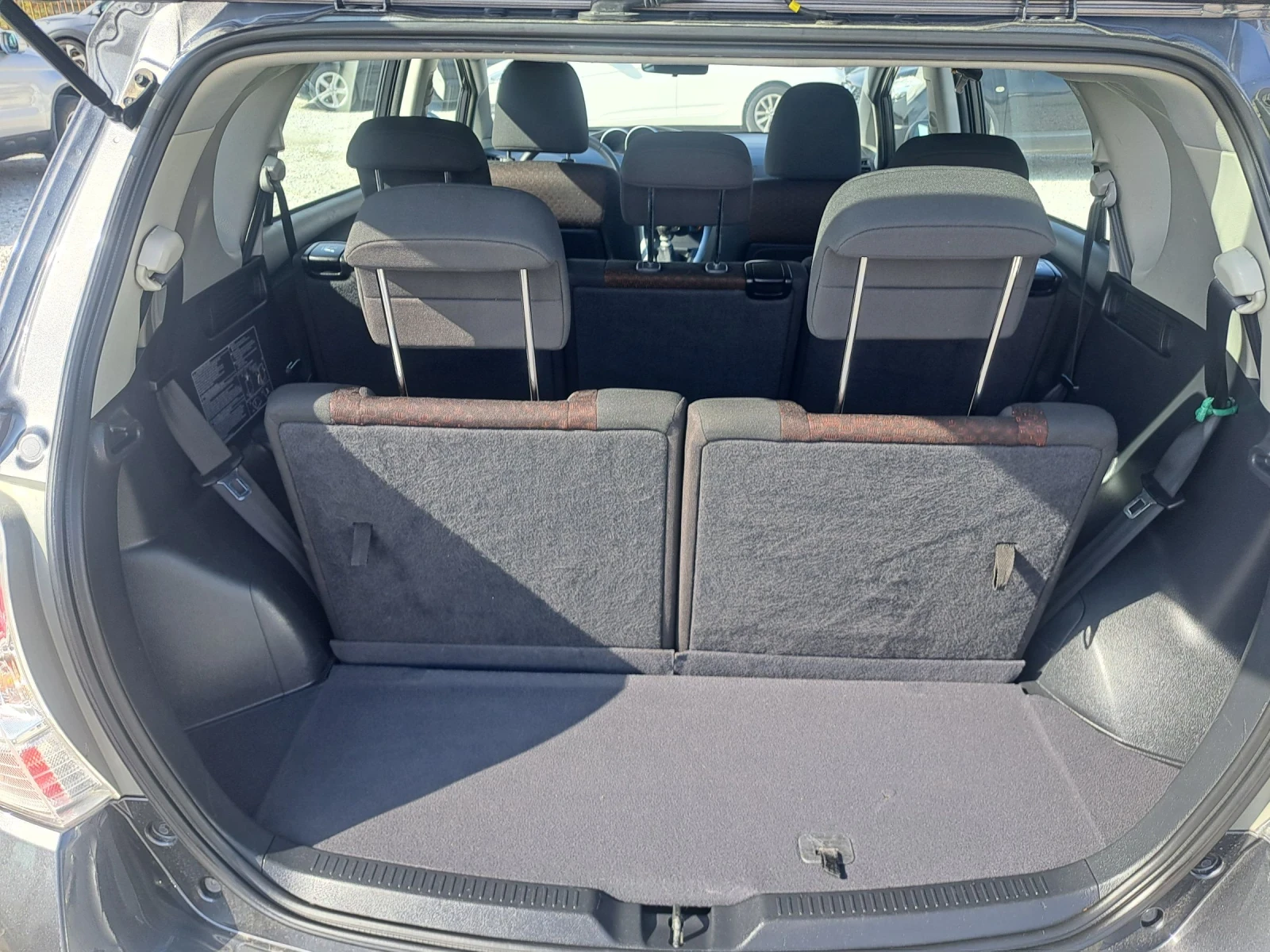 Toyota Verso 1.8 Швейцария - изображение 9