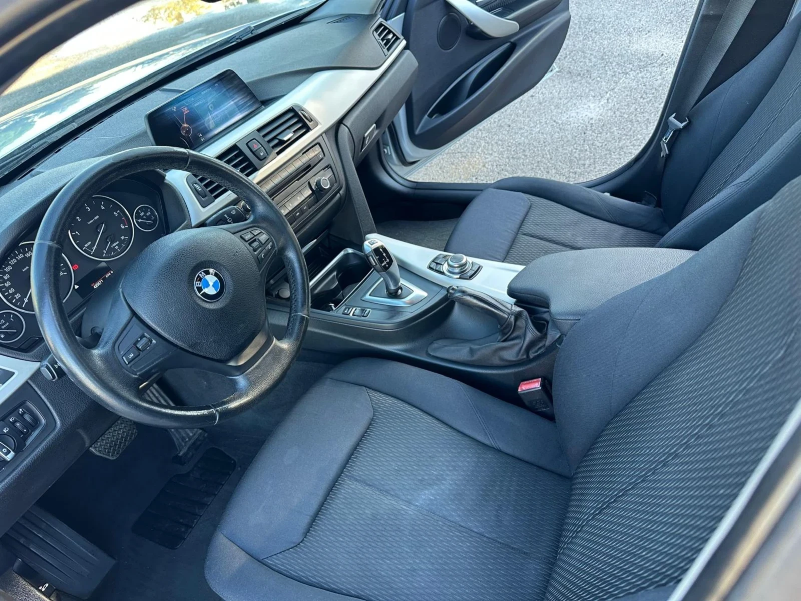 BMW 320  - изображение 10