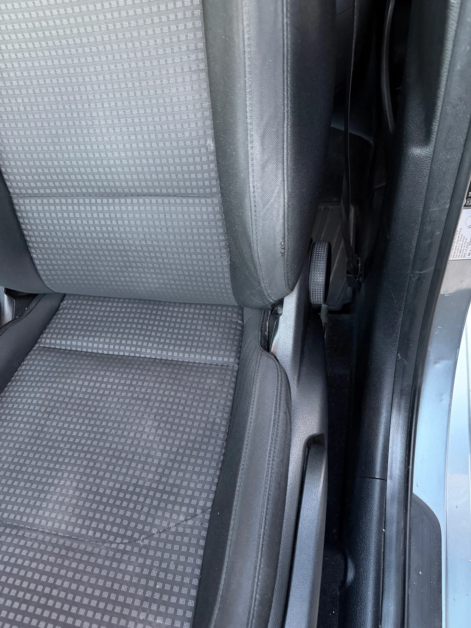 Kia Ceed 1, 4 100 LPG , снимка 8 - Автомобили и джипове - 53738806