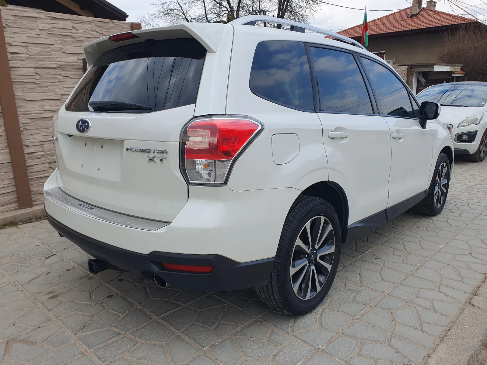 Subaru Forester 2.0i XT, снимка 6 - Автомобили и джипове - 54012129