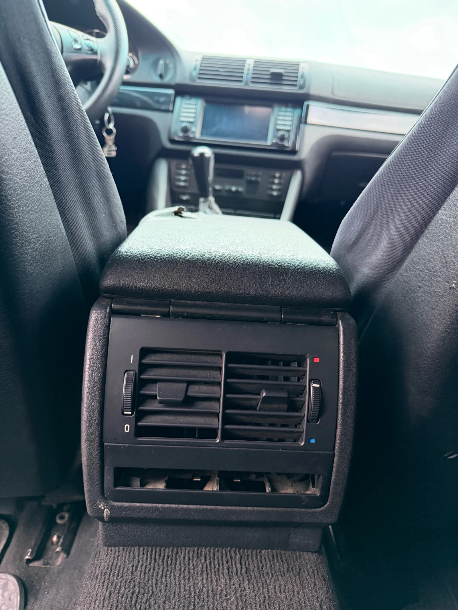 BMW 530 3.0d, снимка 10 - Автомобили и джипове - 54083210