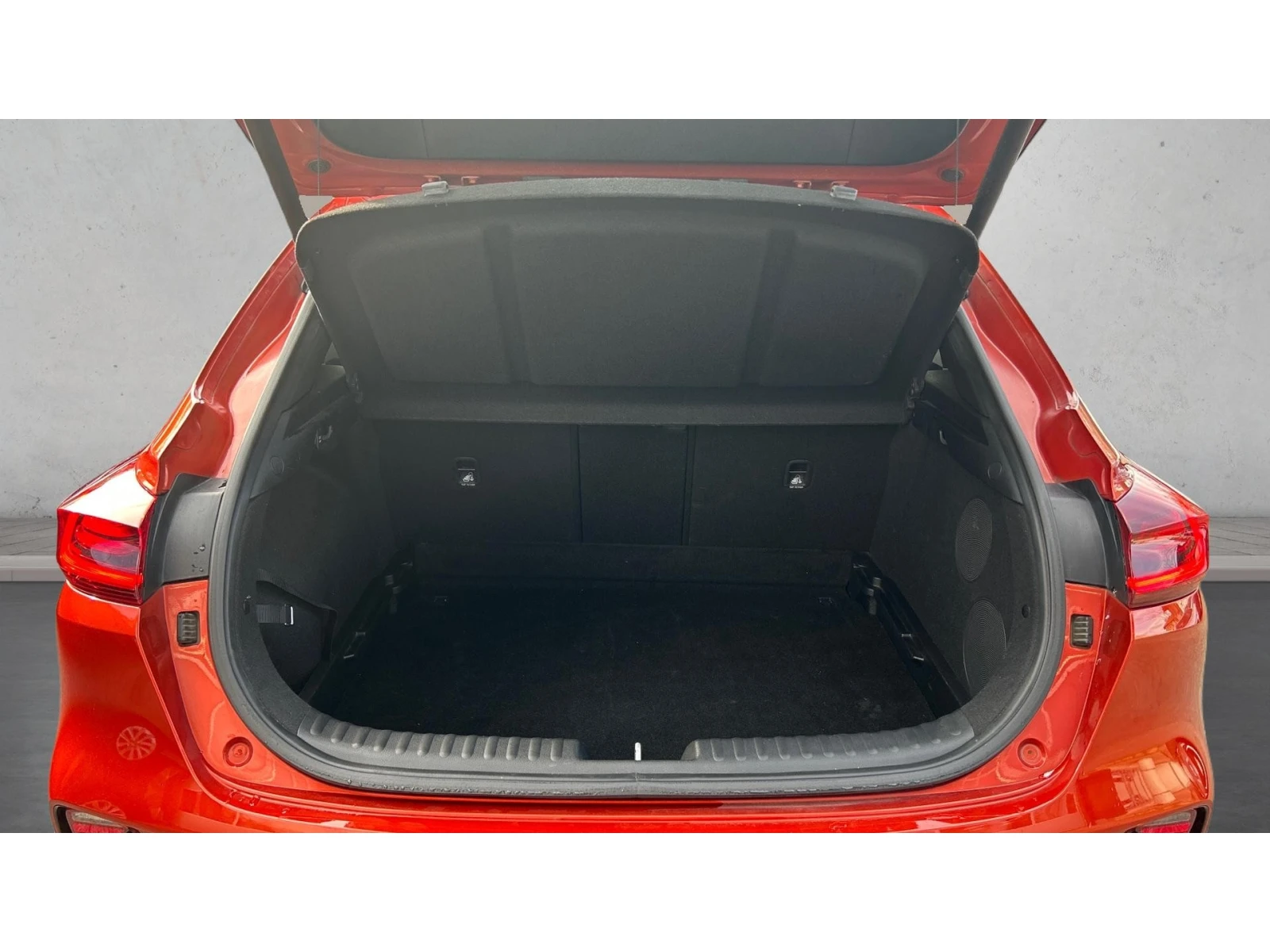 Kia XCeed 1.6 T-GDI  Гаранция, Месечна вноска от 262  , снимка 10 - Автомобили и джипове - 54227546